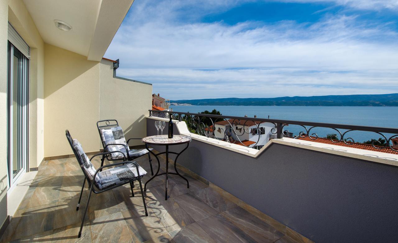 אומיס Cezar Luxury Apartment מראה חיצוני תמונה