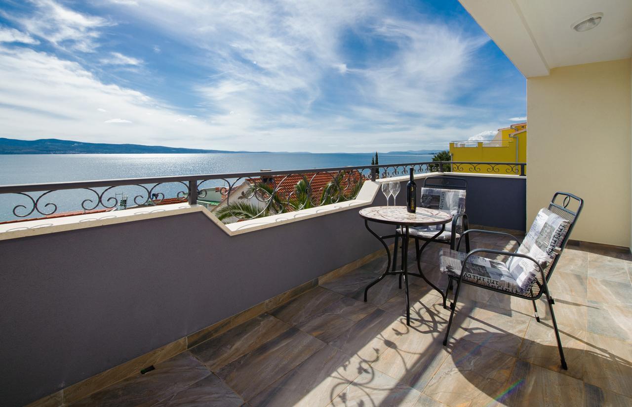 אומיס Cezar Luxury Apartment מראה חיצוני תמונה